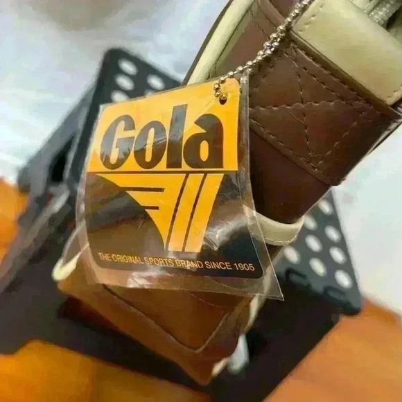 Gola Messenger Bag  NWT - Picture 2 of 3